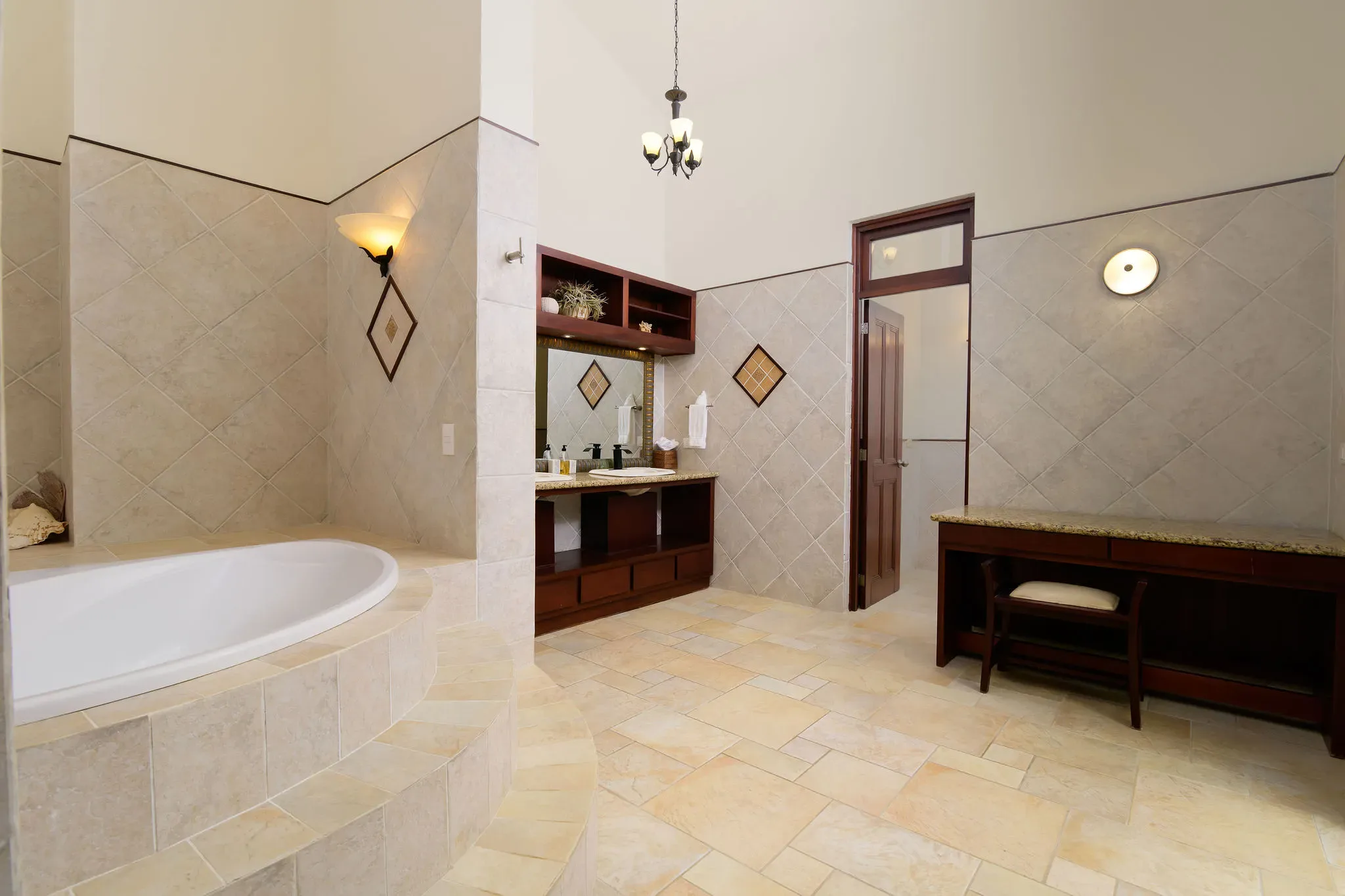 Cabrera — 14 Beds | 19 Baths | 1951 sqm